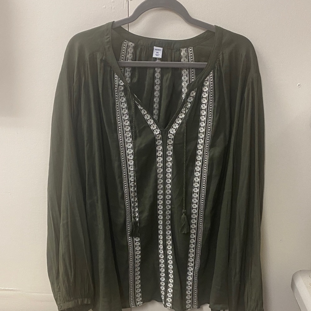 Old Navy Dark Green Blouse with White Trim